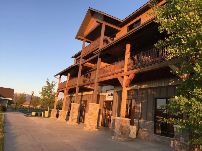 Bozeman - Whispering Pines 8A