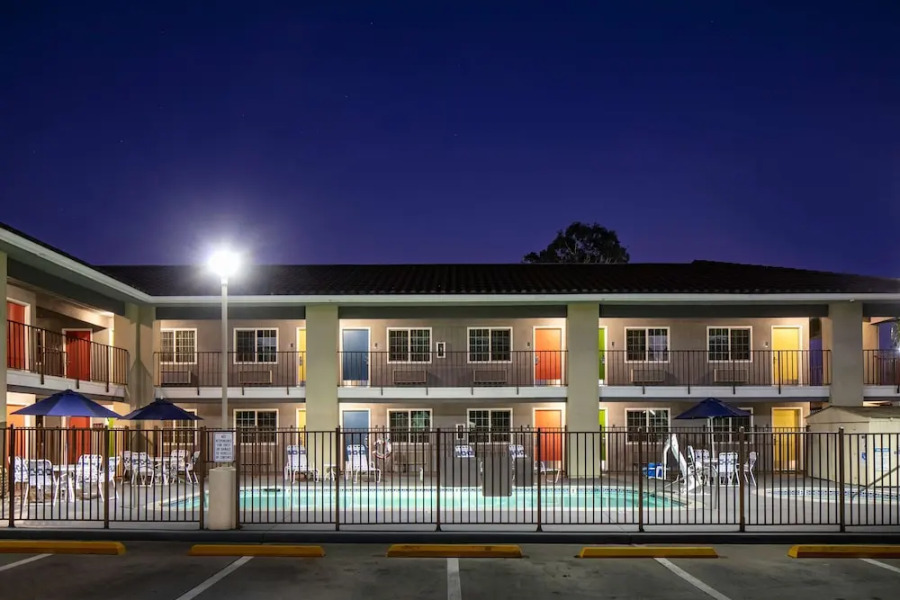 Ramada Temecula Old Town