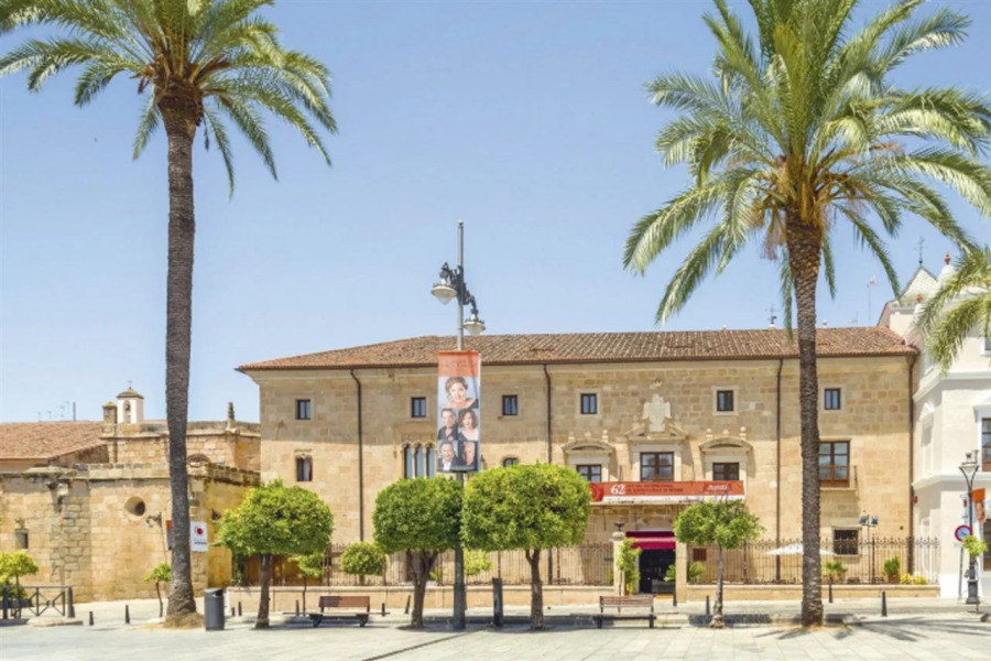 Ilunion Merida Palace