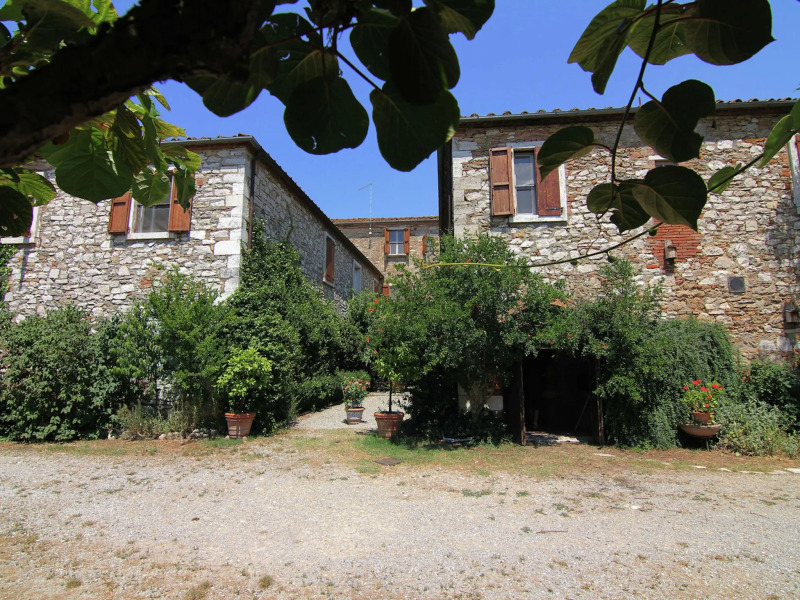 Adorable Farmhouse in Asciano