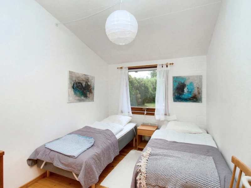 6 Person Holiday Home in Dronningmolle