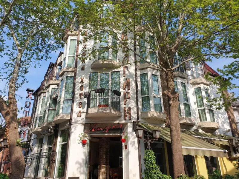 Semeen Hotel B'lgari