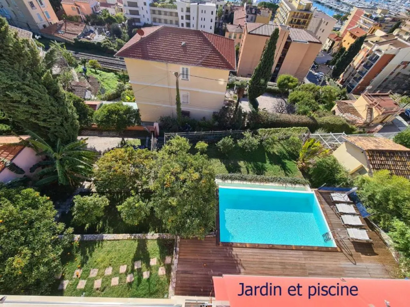 Luxurious penthouse with magnificent views over the bay of Menton 10 Peoples