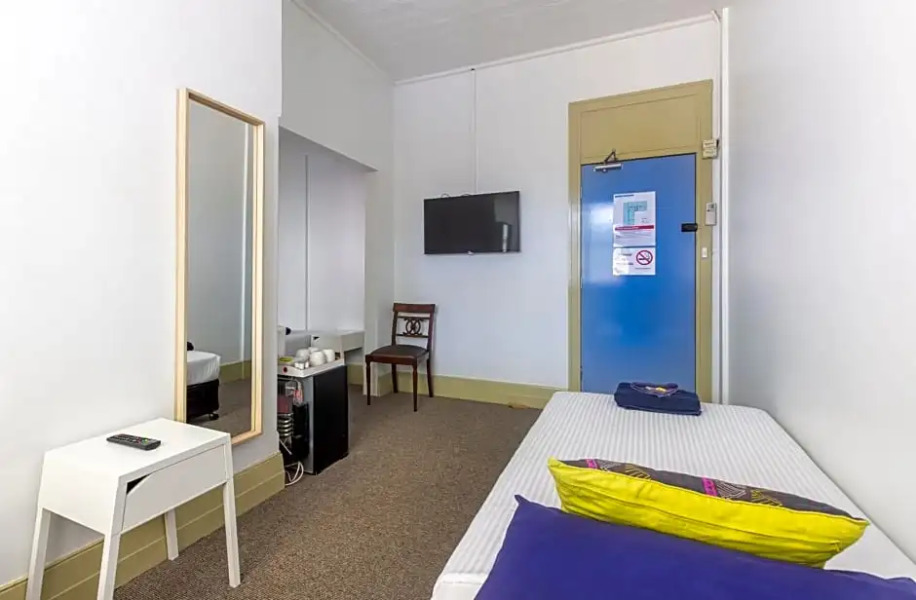 The Cooks Hill Hotel