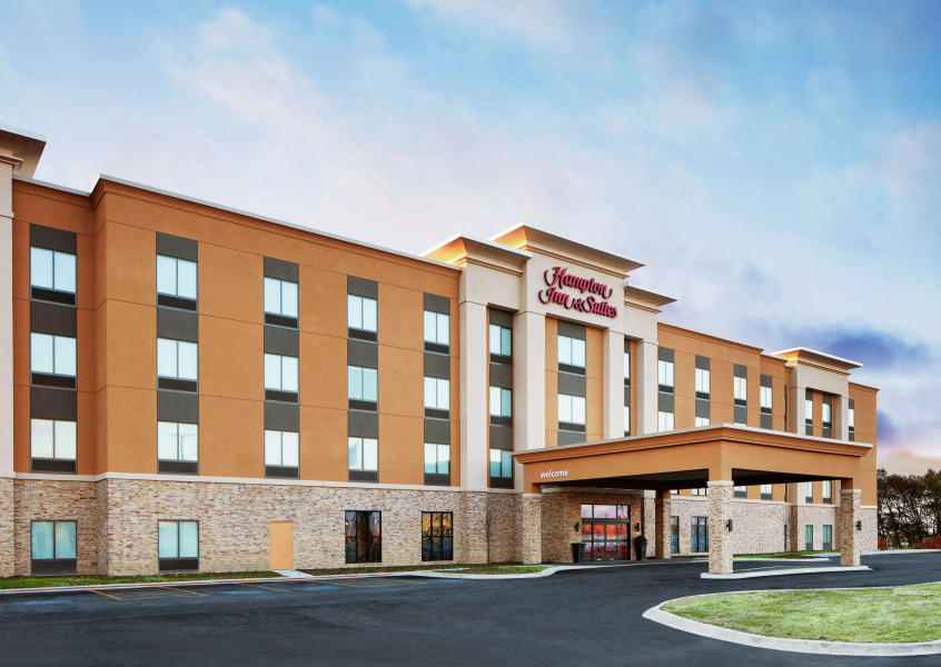 Hampton Inn & Suites Chicago Waukegan