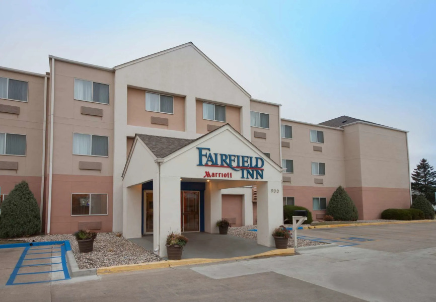 AmericInn by Wyndham Minot