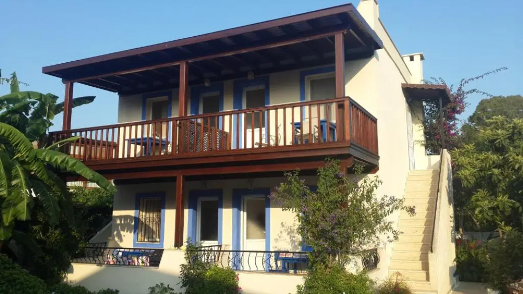 Paradise Garden Apartments