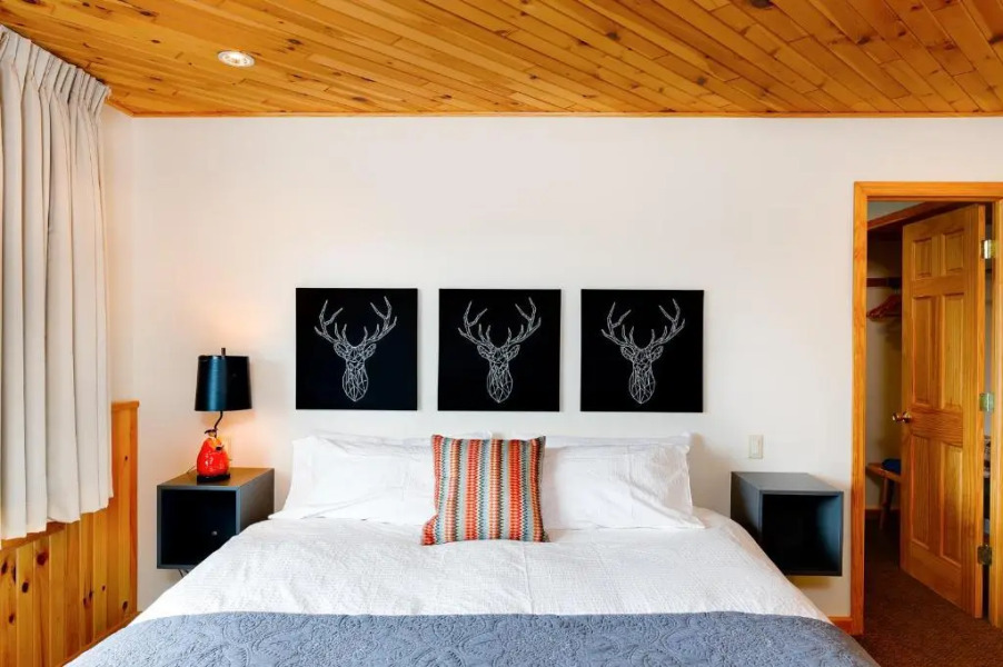 The Town House Lodge