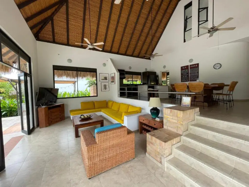 Maravillosa casa en Anapoima con piscina y jacuzzi privados