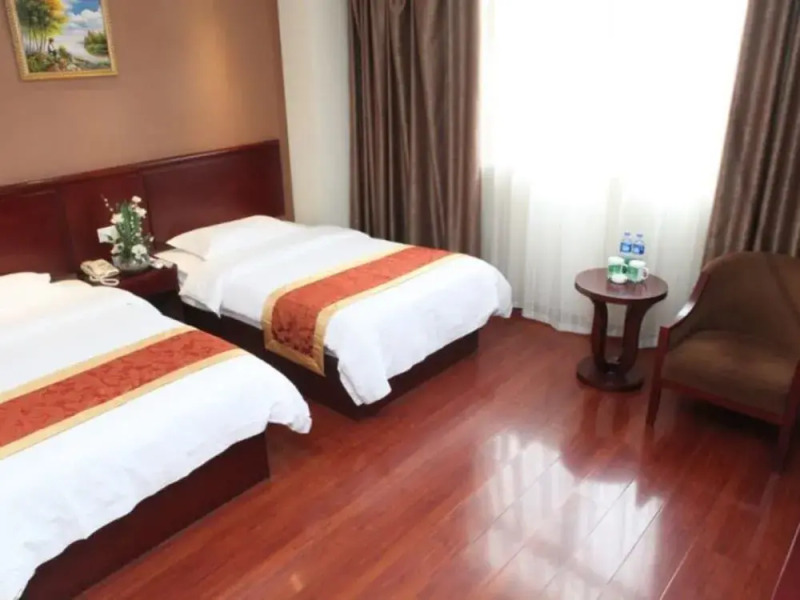 GreenTree Inn Shanxi XiAn Great Wild Goose Pagoda History Museum Express Hotel