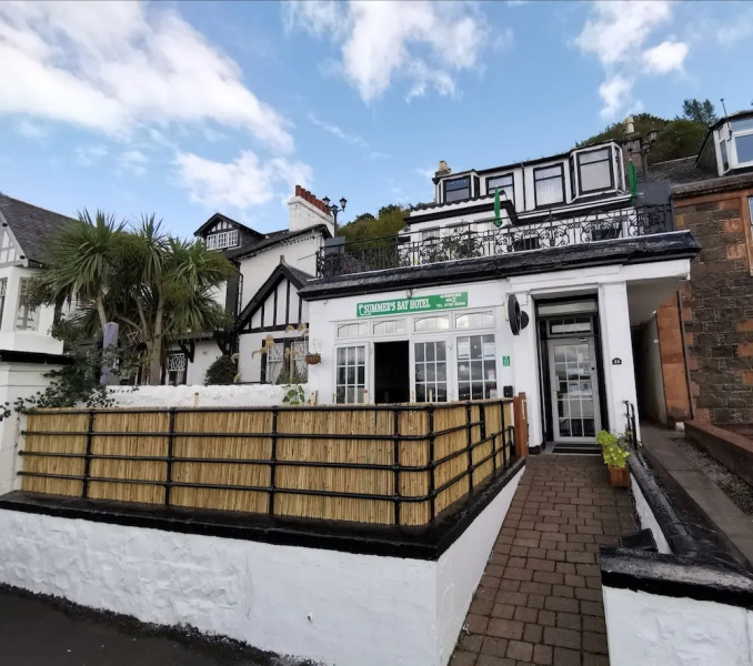 Summer's Bay Hotel