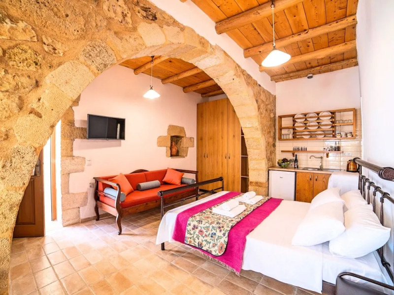 Venetian Mansion, 2 Separate Houses, Heated Pool in Kastellos, North-west Coast