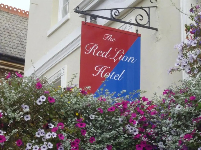 The Red Lion Hotel