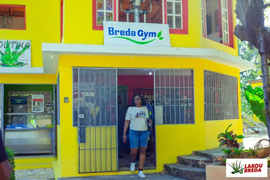 Bungalow Hotel Lakou Breda