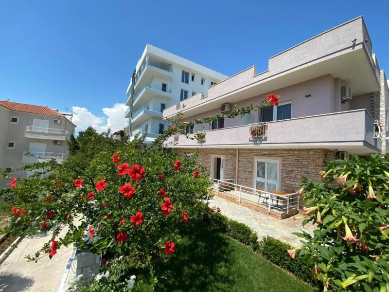 Apartments Villa Paja