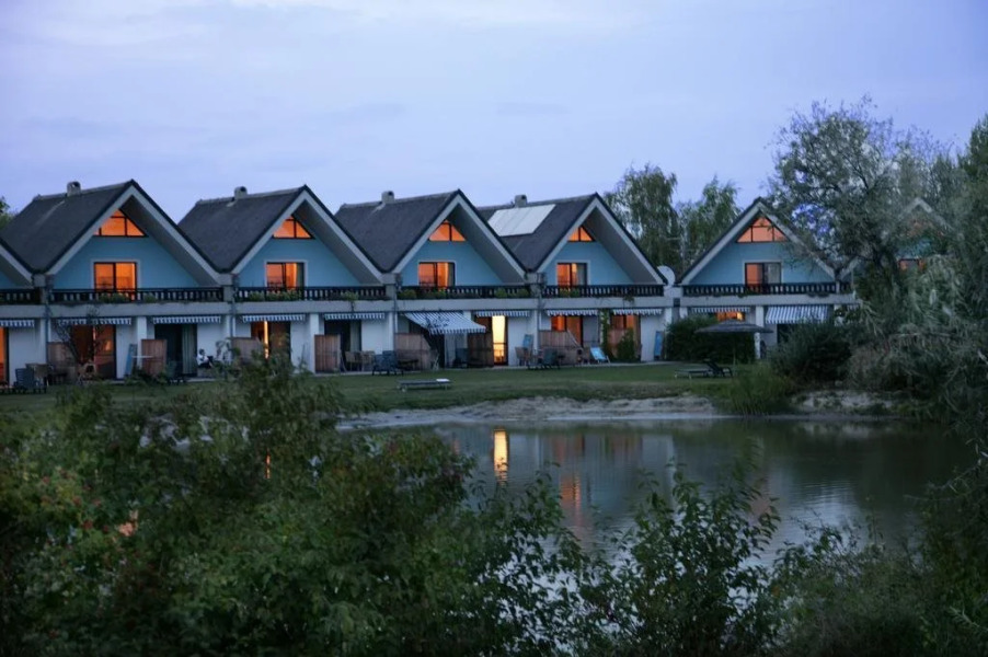 Hoteldorf Seepark Weiden