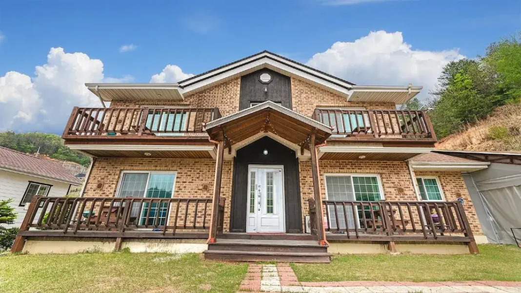 Gapyeong Go to the Playground Pension