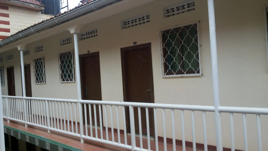 Leosim Hotel Nebbi