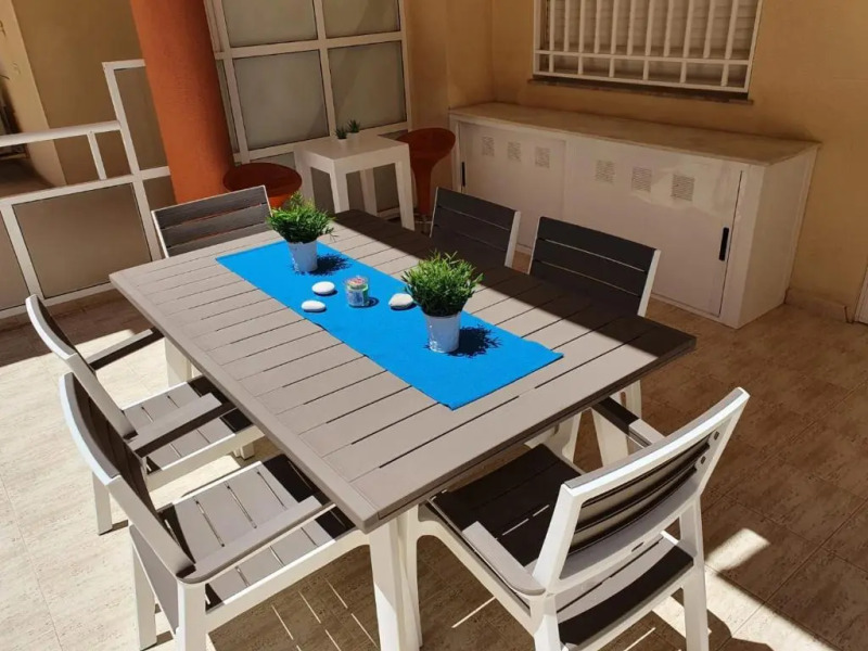 Apartamento Con Gran Terraza Con Vistas Al Mar, Solo A 50 M A La Playa