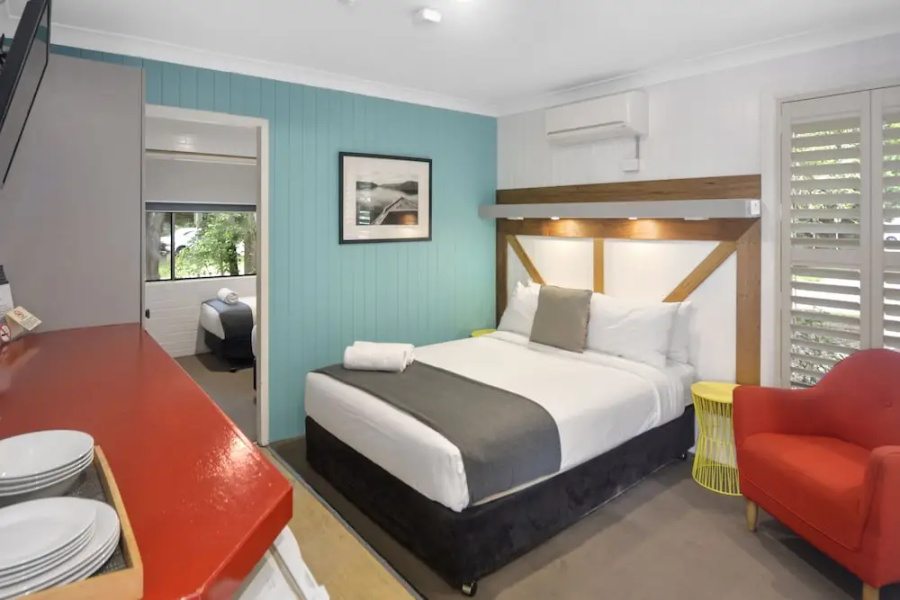 Pleasant Way Motel