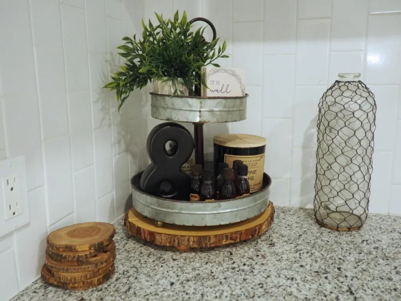 Newly Renovated, Modern 3 Bedroom 2 Bath Farmhouse in the City