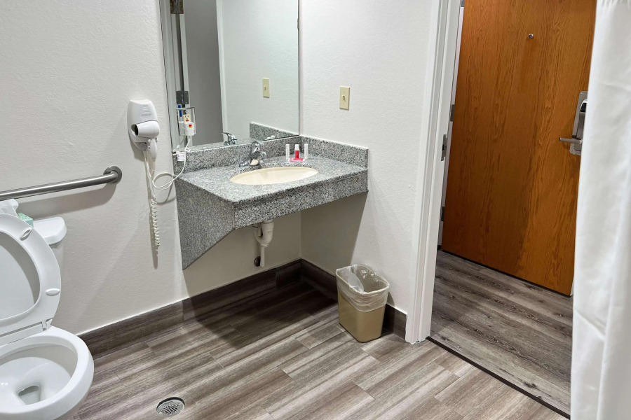 Econo Lodge Beaumont I-10 South