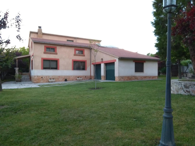 Casa Rural Las Tuyas en Segovia