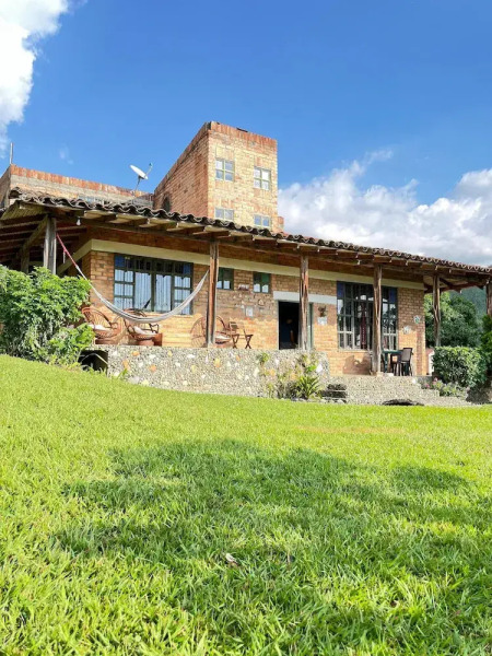 Piedechinche El Cerrito Ventanas Parapente Premium