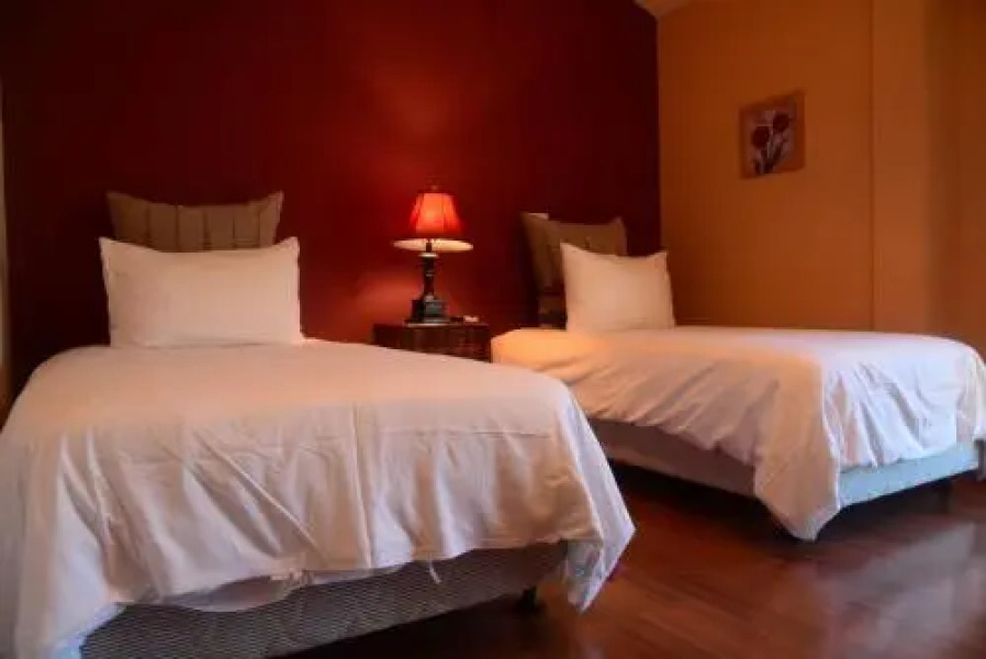 Champs Elysees Guesthouse