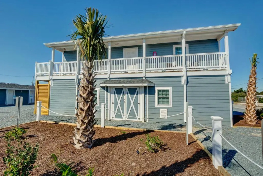 Loggerhead Inn & Suites