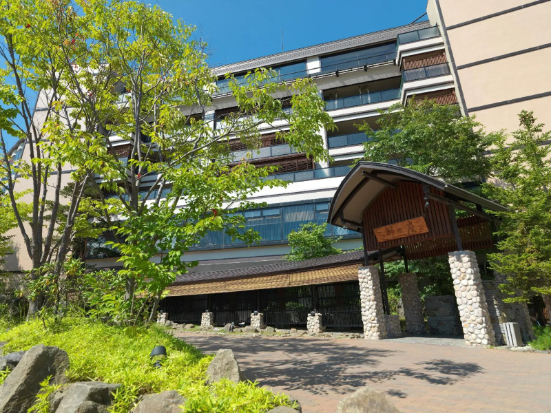 Akan Tsuruga Bessou HINANOZA