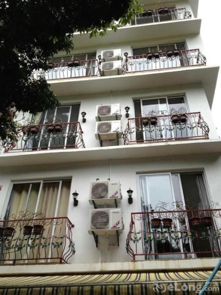 Twenty Thirty Fourth Inn