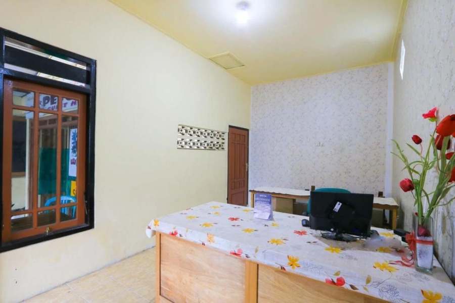 Spot On 2497 Pesona Guest House