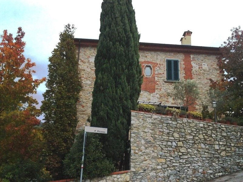 Historic House With Garden in Front of the Grotta Giusti Thermal Pool Near Lucca