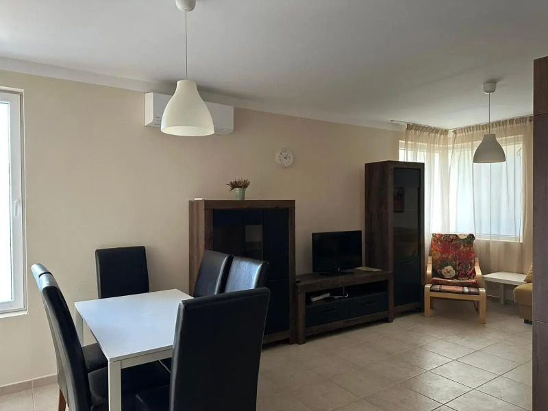 Lovely 2-bedroom apartment in Pomorie residence 250m to the beach