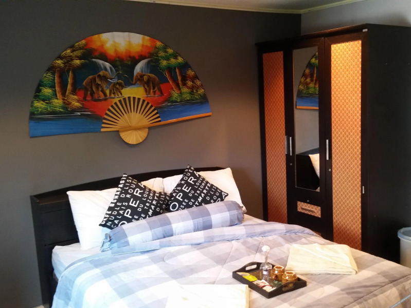 Nemos Guesthouse and Massage