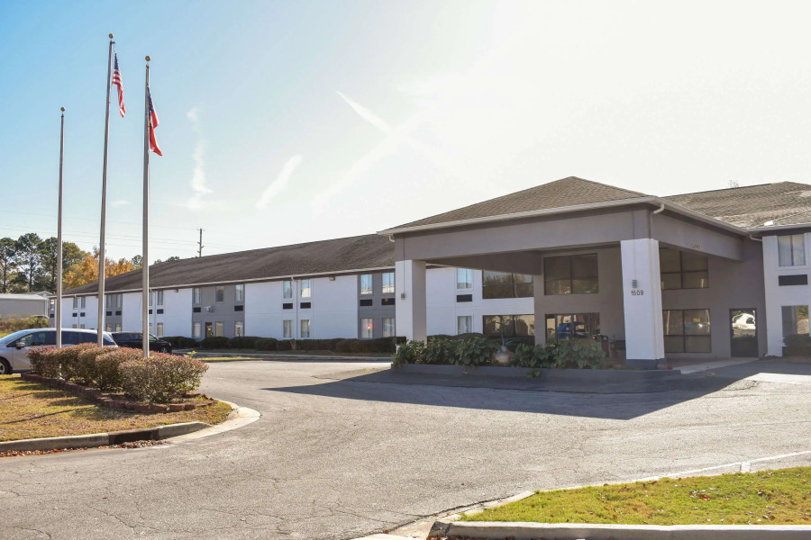 Clarion Pointe Vidalia - Lyons West