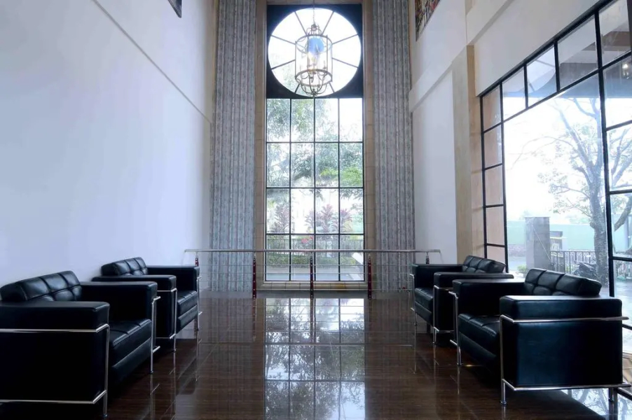 De Jehan s Hotel
