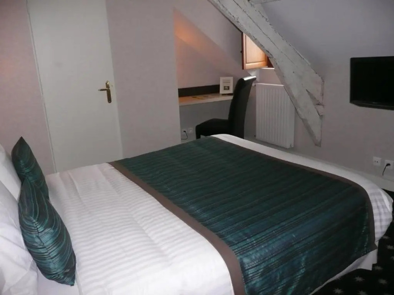 Logis Hôtel La Ferme du Blanchot