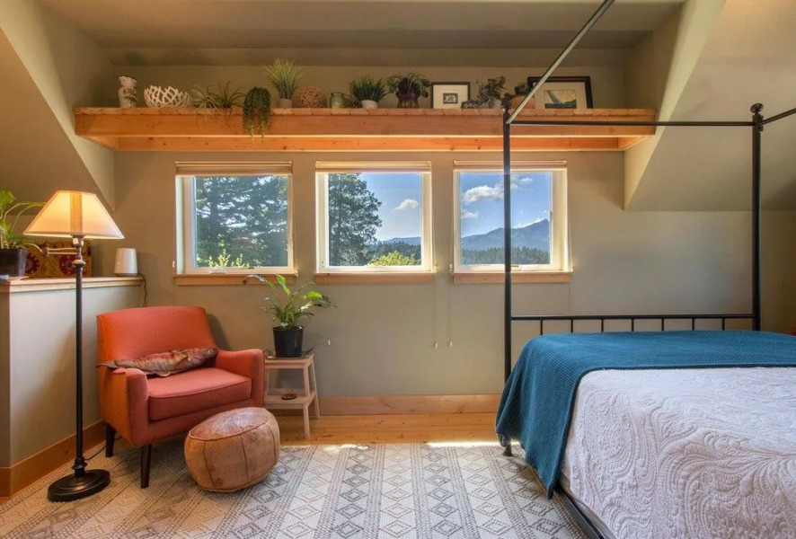 Venture Garden House 1 Bedroom Cottage by Redawning