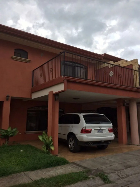 Ailanto San Jose B&B