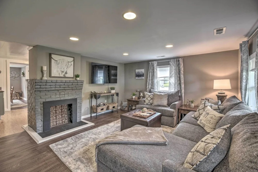 Damascus Cottage w/ Fire Pit - 1 Mi to Trails