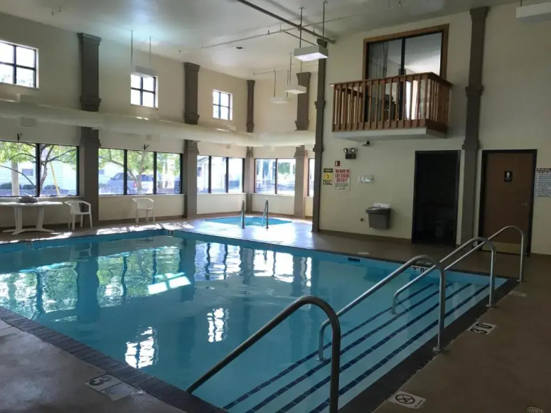 Riverview Inn & Suites of Oconto