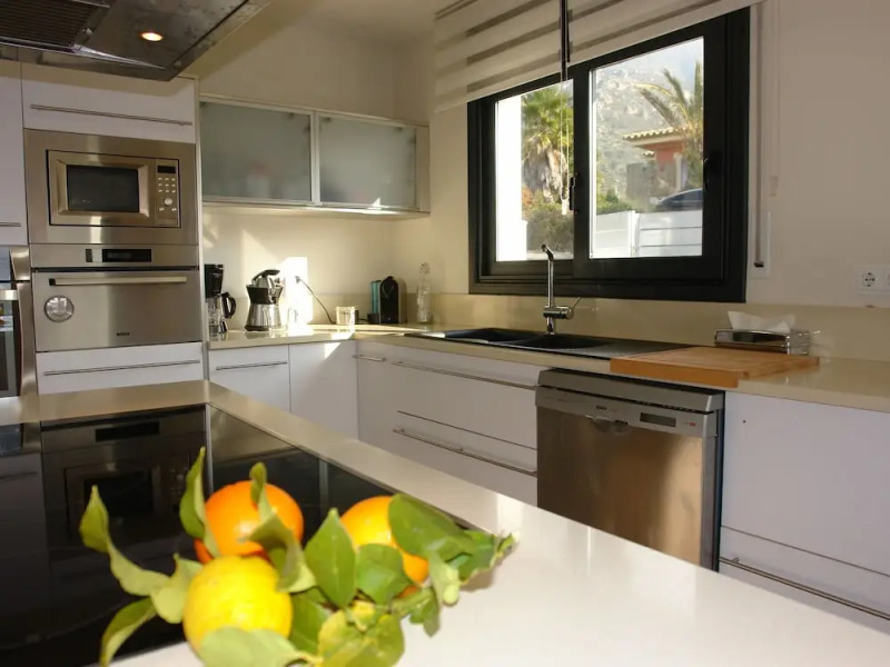 Scenic Villa in Palau Saverdera With Private Swimming Pool