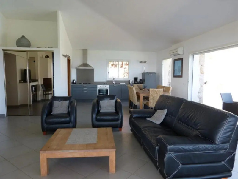 Magnifique villa vue mer et piscine chauffée à 250m de la mer