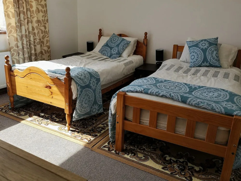 Beautiful Castle View House, Tullaghanbawn