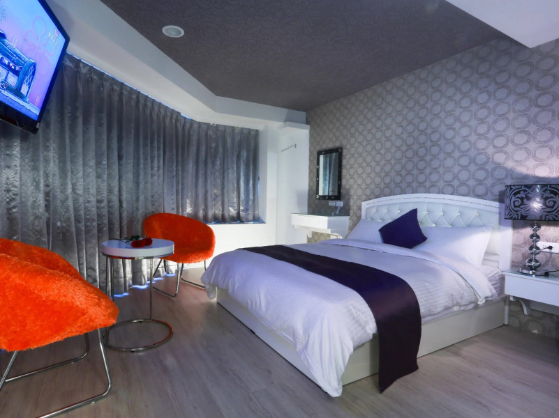 Happiness Skyline Hotel