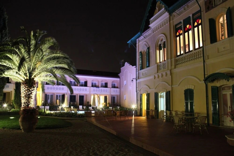 Villa Rosella Resort