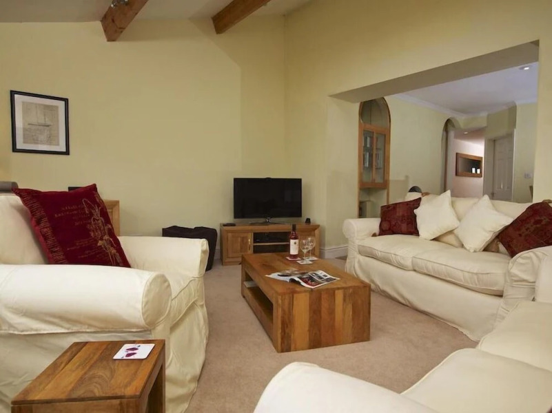 Seagrass, Thornlea Mews