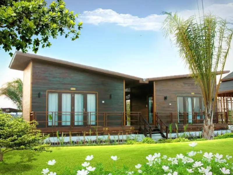 Golok Golf Club & Resort